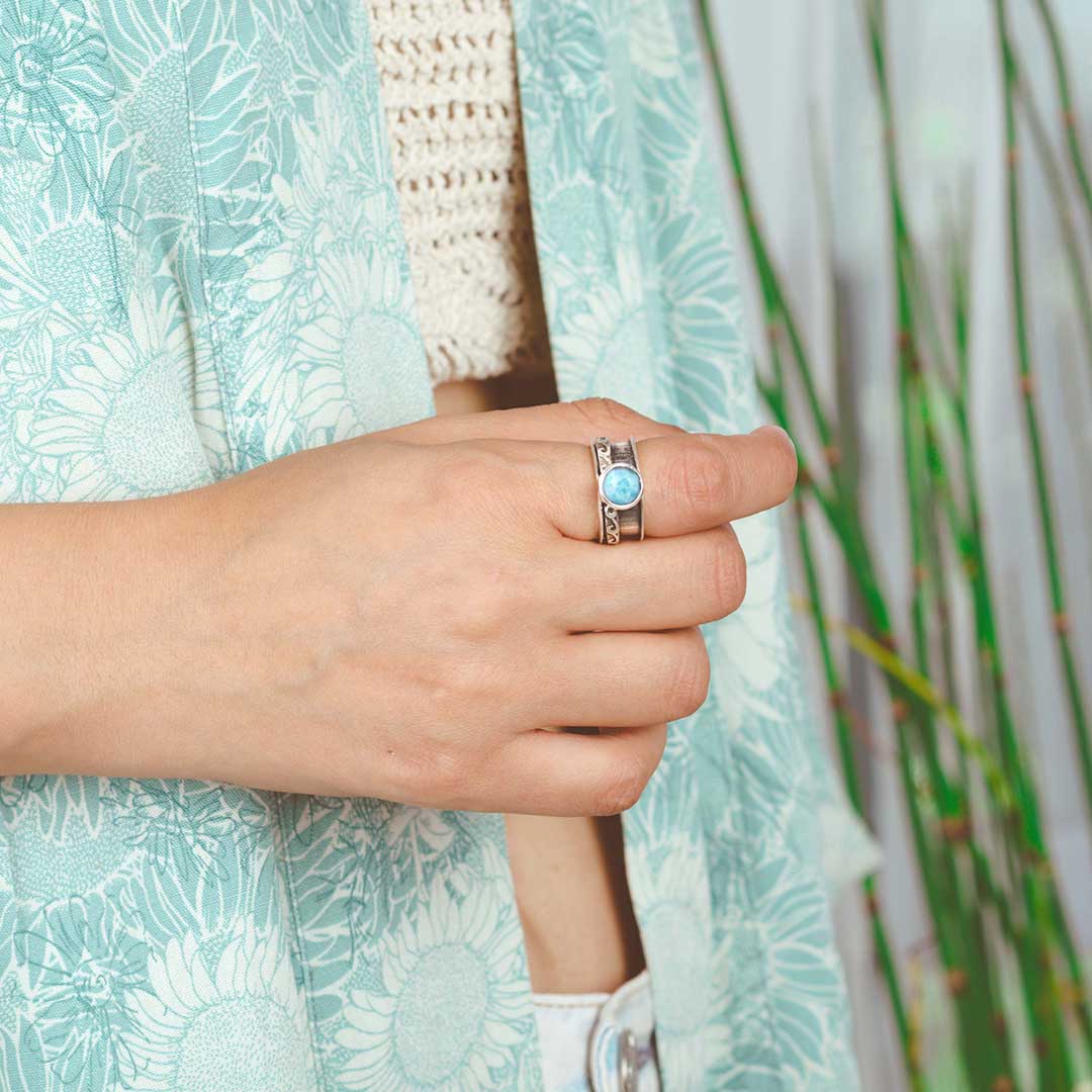 Larimar Waves Fidget Ring